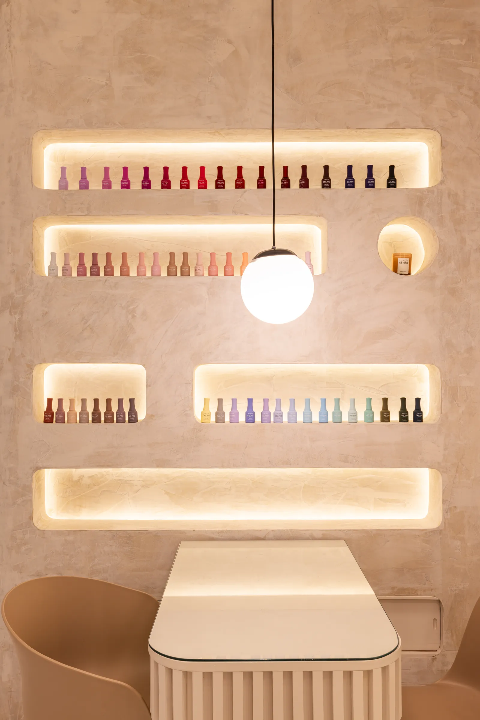 Área de manicure de The Brow Spot Pop-up en Polanco